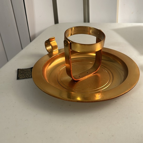 Candle Holder-Vintage Partylite round gold brass with finger loop 8" - Picture 6 of 9